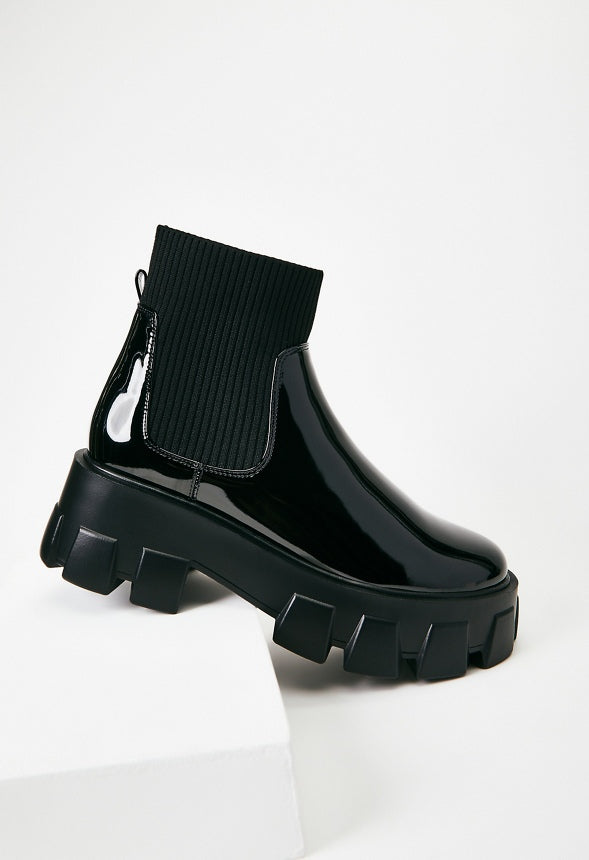Arden Lug Sole Ankle Boot Black