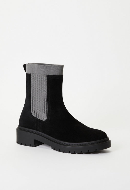 Daiya Chelsea Ankle Boot Black/ Magnet