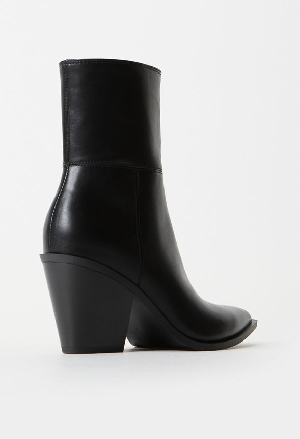 Peyton Block Heeled Bootie Black