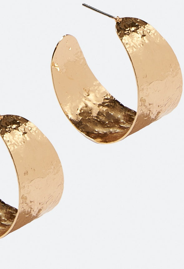 Demi Textured Metal Graduating Hoop Earrings Gold