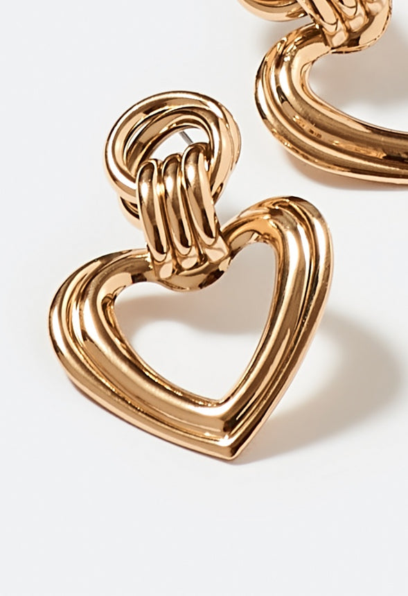 Elina Ridged metal Heart Drop Earring Gold