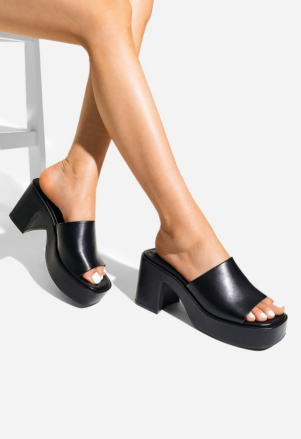 Open Toe Platform Sandal Black