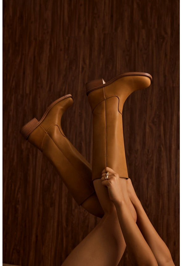 Willa Flat Boot Banana