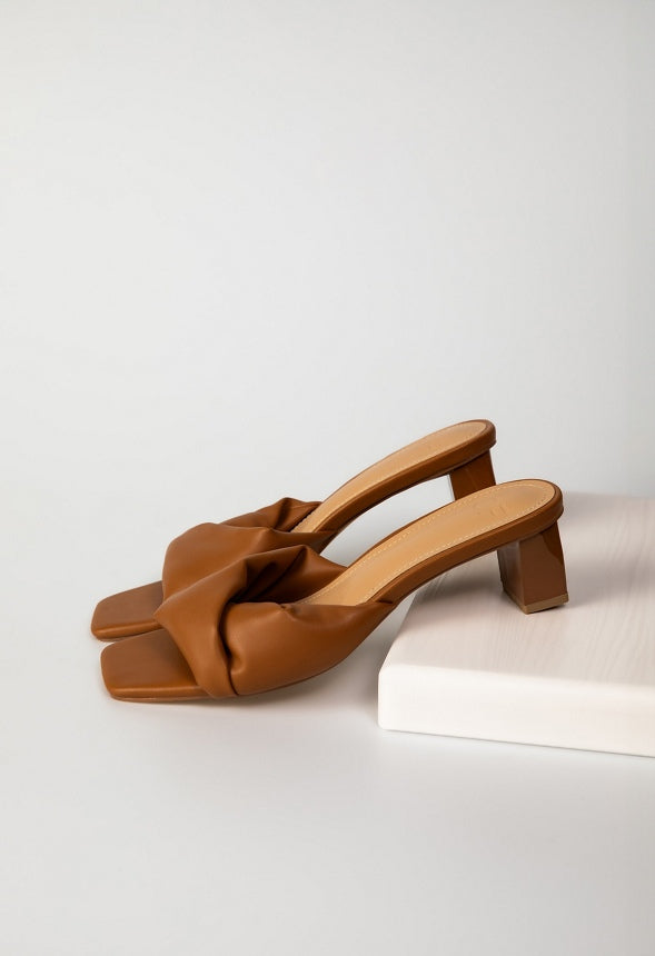 Caroline Mule Heeled Sandal Light Tan