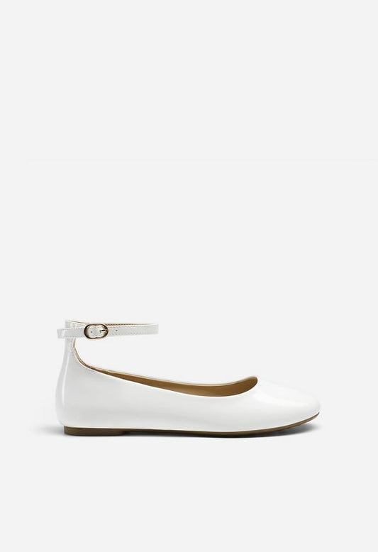 Comfortable Slip On Flats White
