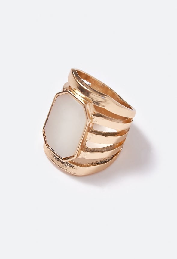 Maeve Mother of Pearl Inlay Ring Cream/ Gold